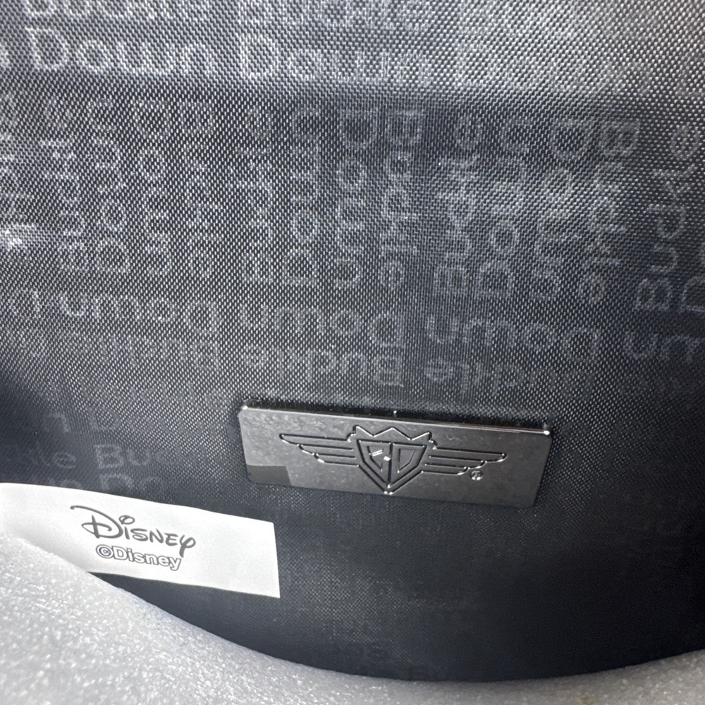 Disney Buckle-Down Quilted Black Wallet NWT Gold D Logo Women's Wallet - Picture 7 of 7